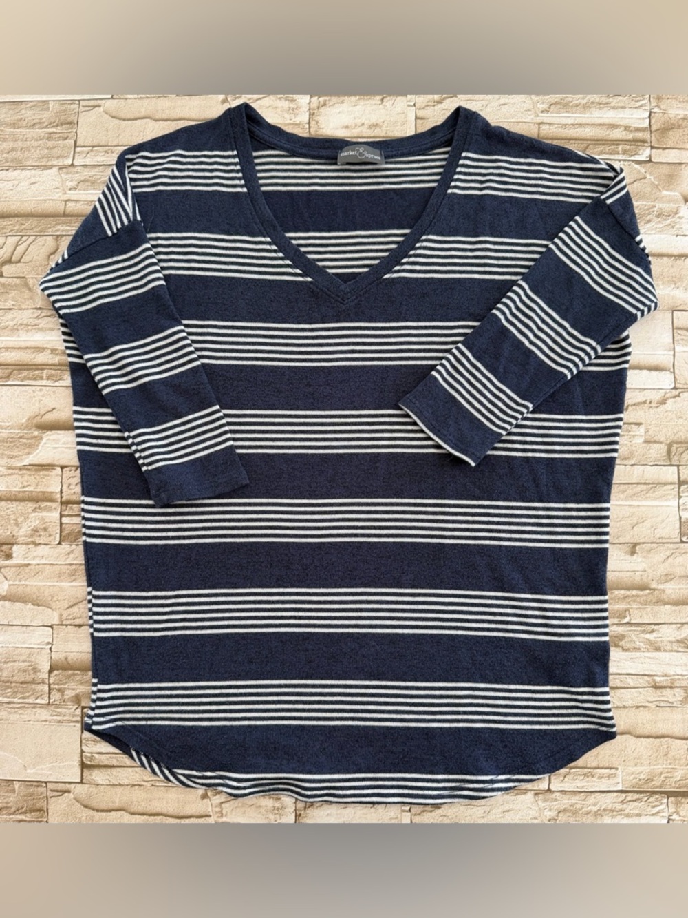 Market & Spruce Women’s Denim Blue & White Striped Lightweight Knit Top Sz Small
